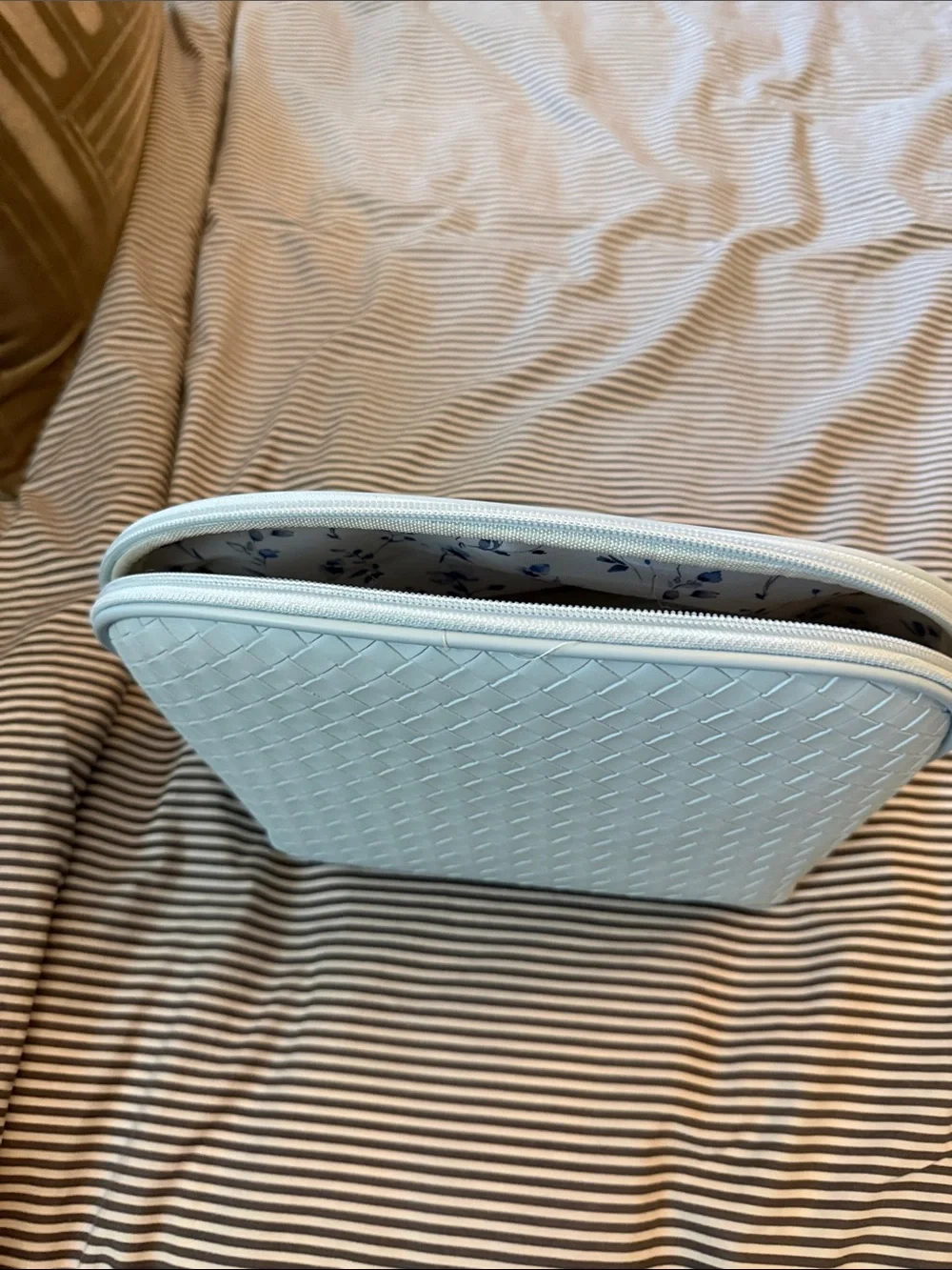 Light Blue Floral-Lined Women’s Cosmetic Pouch